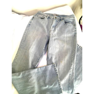 Chico's Platinum Jeans Size 1.5 Light Denim (size 10)